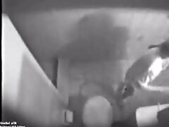 Voisin en chaleur ne voulait pas video xxl gratuite laisser la jeune maman seule