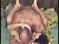 Tu dois xxx video gratuit trouver quelqu'un de ton âge, chérie !