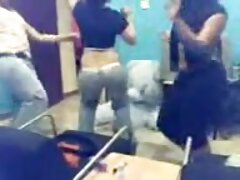 Superbe fille latina baisée dur dans video erotique gros seins l'arrière-cour