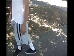 Une vidéos x porno français adolescente à la recherche innocente montre son côté sale