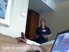 Une ado coquine se fait baiser par son camarade de classe dans video erotique sensuelle la cour du collège