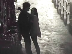 Fille chaude baisée durement dans son cul vidéo de sexe parfait