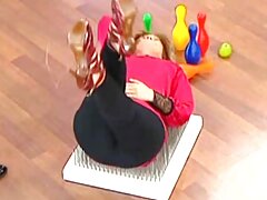 Maman et papa video de charme erotique molestent une baby-sitter adolescente