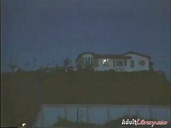 Sweet Innocent video erotique pour couple Teen se tourne vers le côté obscur