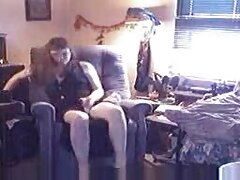 Brunette aux gros seins taquine et baise video sexe amateur française en public