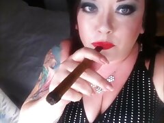 J'ai video vintage erotique totalement perdu la tête quand j'ai vu son beau gros cul